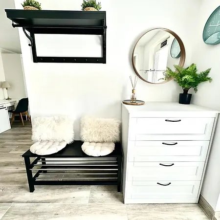 New Sunny 30 M2 In Area With Parking Апартаменты