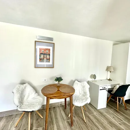 New Sunny 30 M2 In Area With Parking Апартаменты Любляна