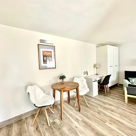 New Sunny 30 M2 In Area With Parking * 류블랴나