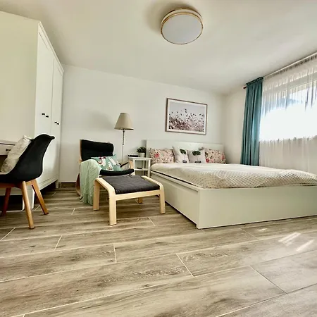 아파트 New Sunny 30 M2 In Area With Parking *