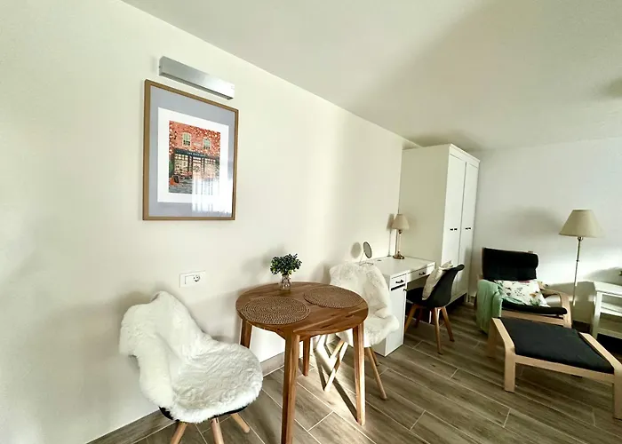 דירה New Sunny 30 M2 In Area With Parking לובליאנה