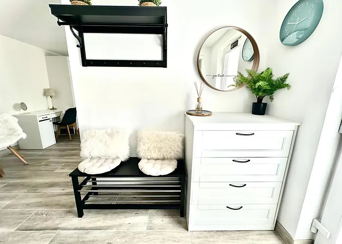 New Sunny 30 M2 In Area With Parking Апартаменты