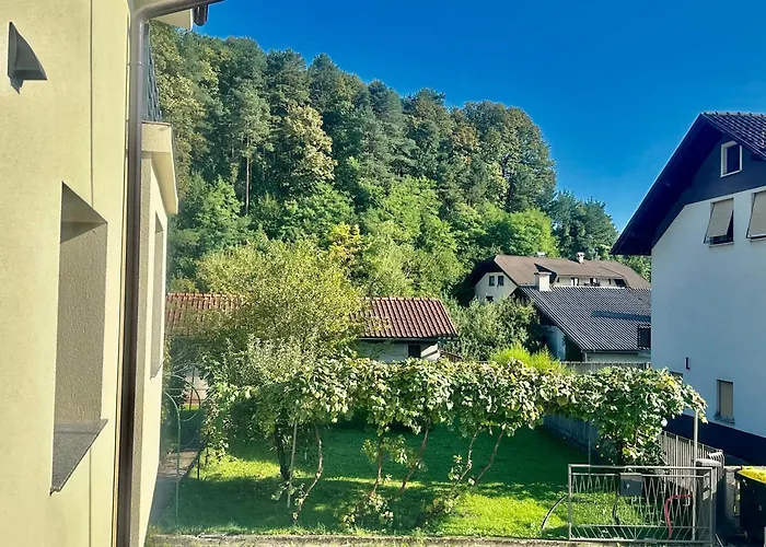 New Sunny 30 M2 In Area With Parking Апартаменты